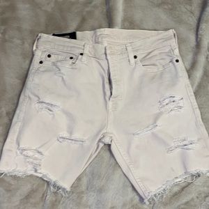 Hollister Skinny Jean ripped shorts. Size 32X30. Color is off-white.